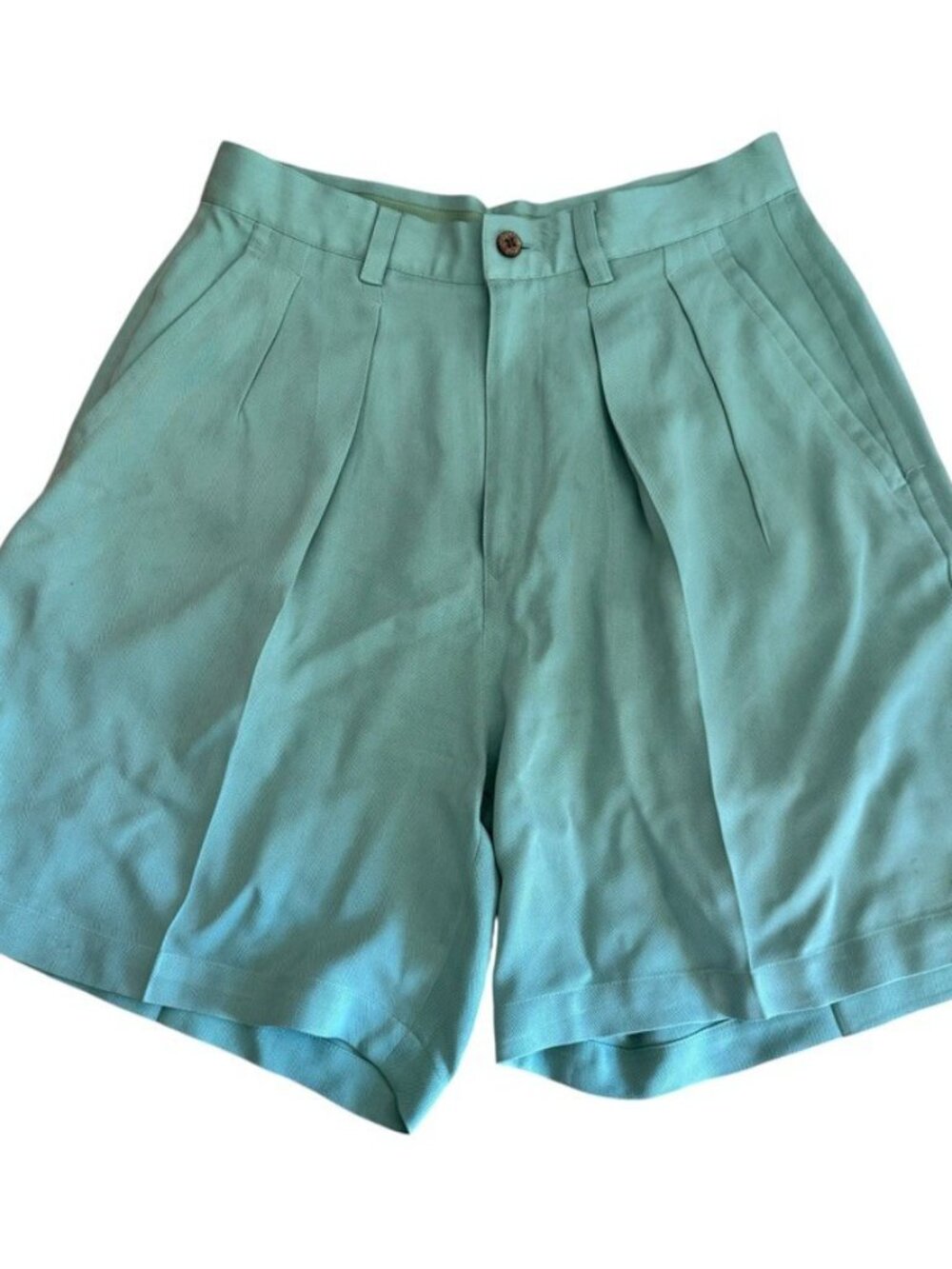 Vintage Tommy Bahama Womens Pistachio Green 100% Silk Bermuda High Rise Shorts
